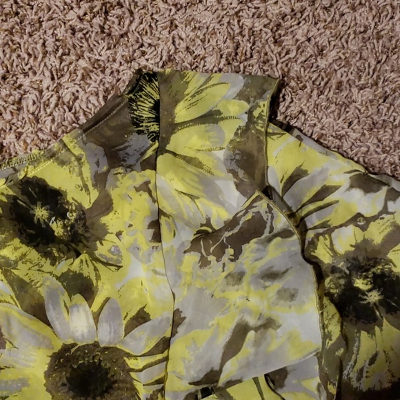 Sheer Off Shoulder Top - Picture 2 of 3